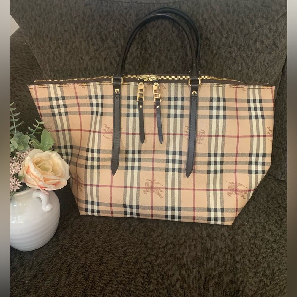 Burberry Beige Checkered Women's Bag